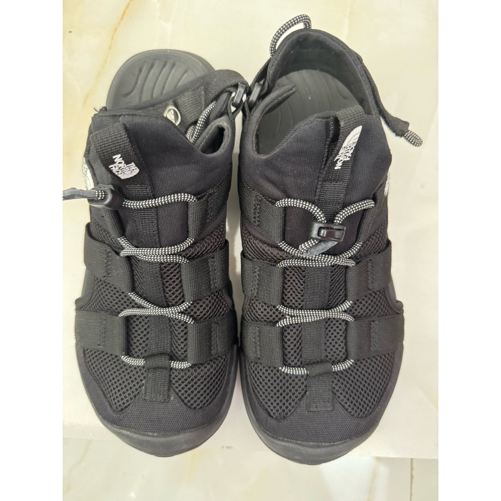 Preloved sandal gunung The North Face  Men’s Explorer Champ