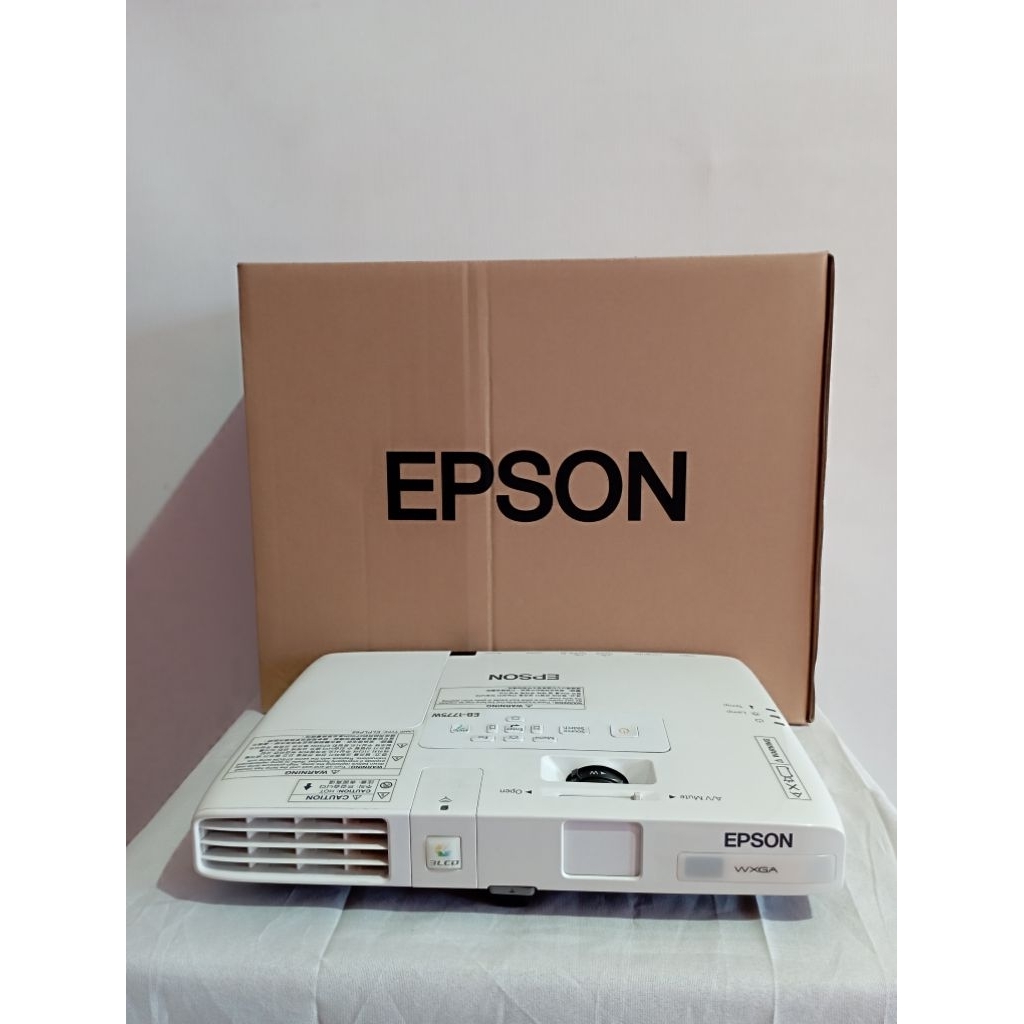 EPSON EB-1776W