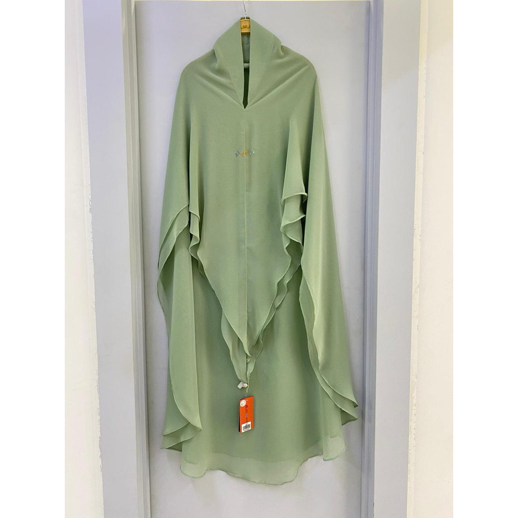 khimar sisesa sumaya hancock