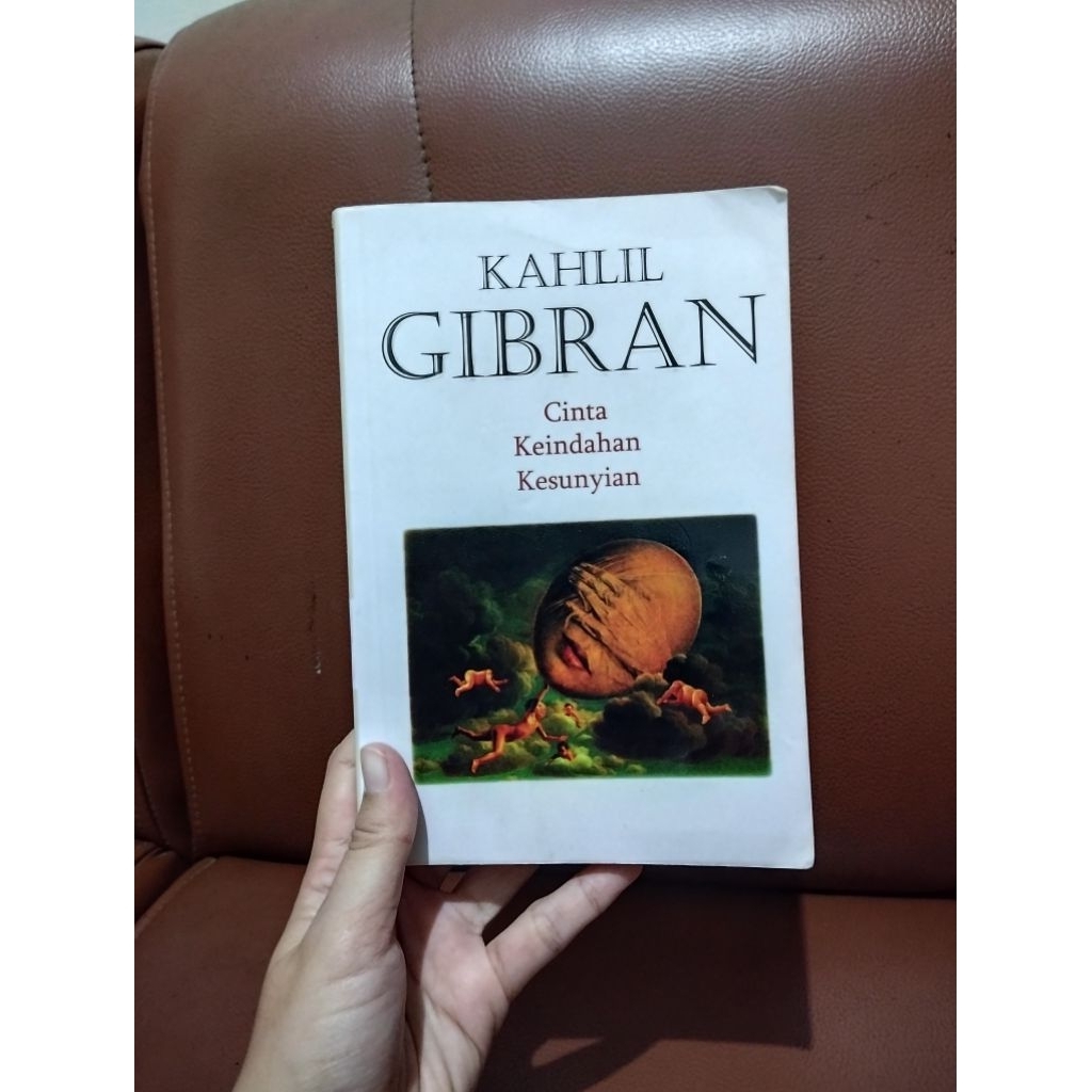 Buku Preloved Kahlil Gibran dan Diary of Wimpy Kid Bhs Indo