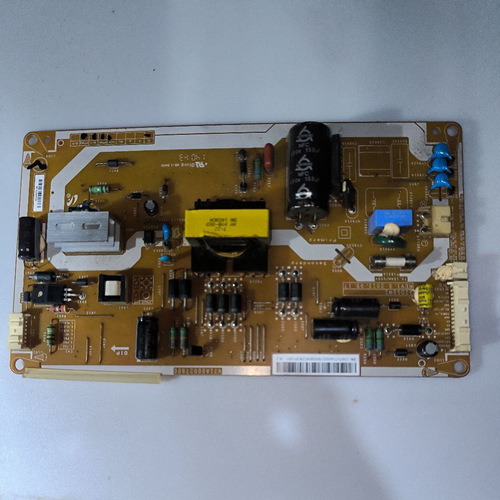 Power suplai tv Toshiba 32PB200EJ ORIGINAL COPOTAN DARI LAYAR RUSAK
