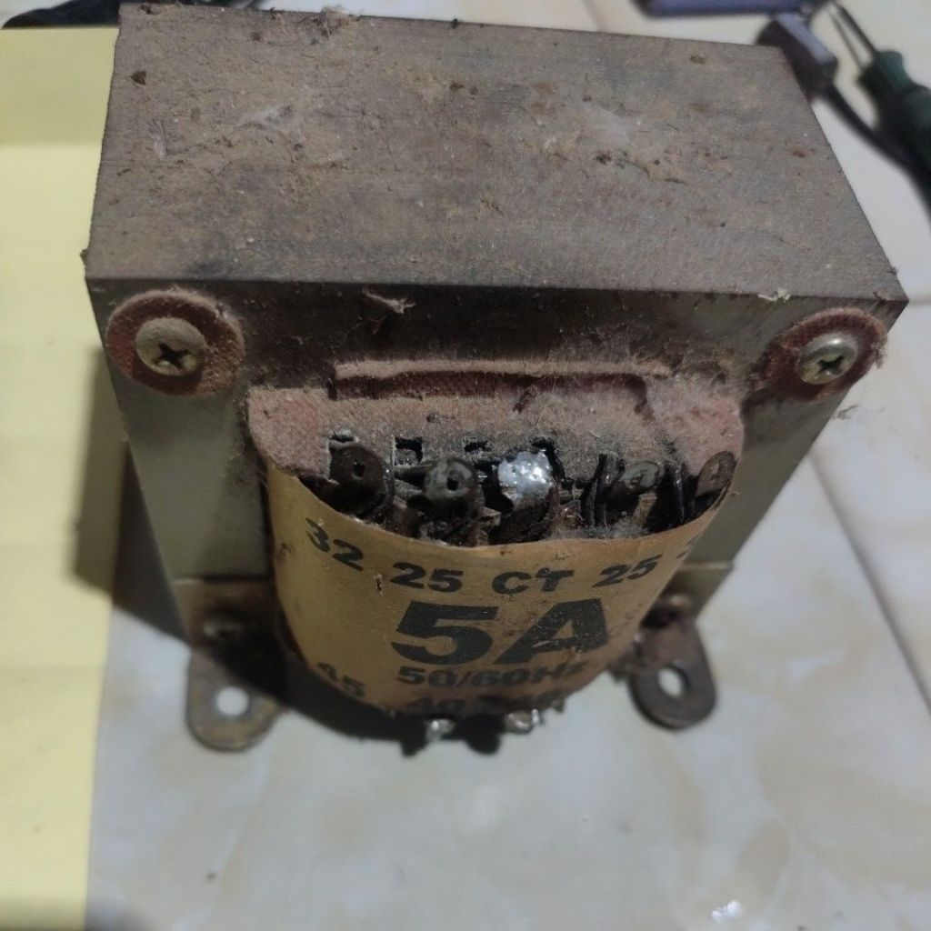 Travo 5 Amper Besar WIJIYO & 5 Amper Kecil Universal Mati Terbakar