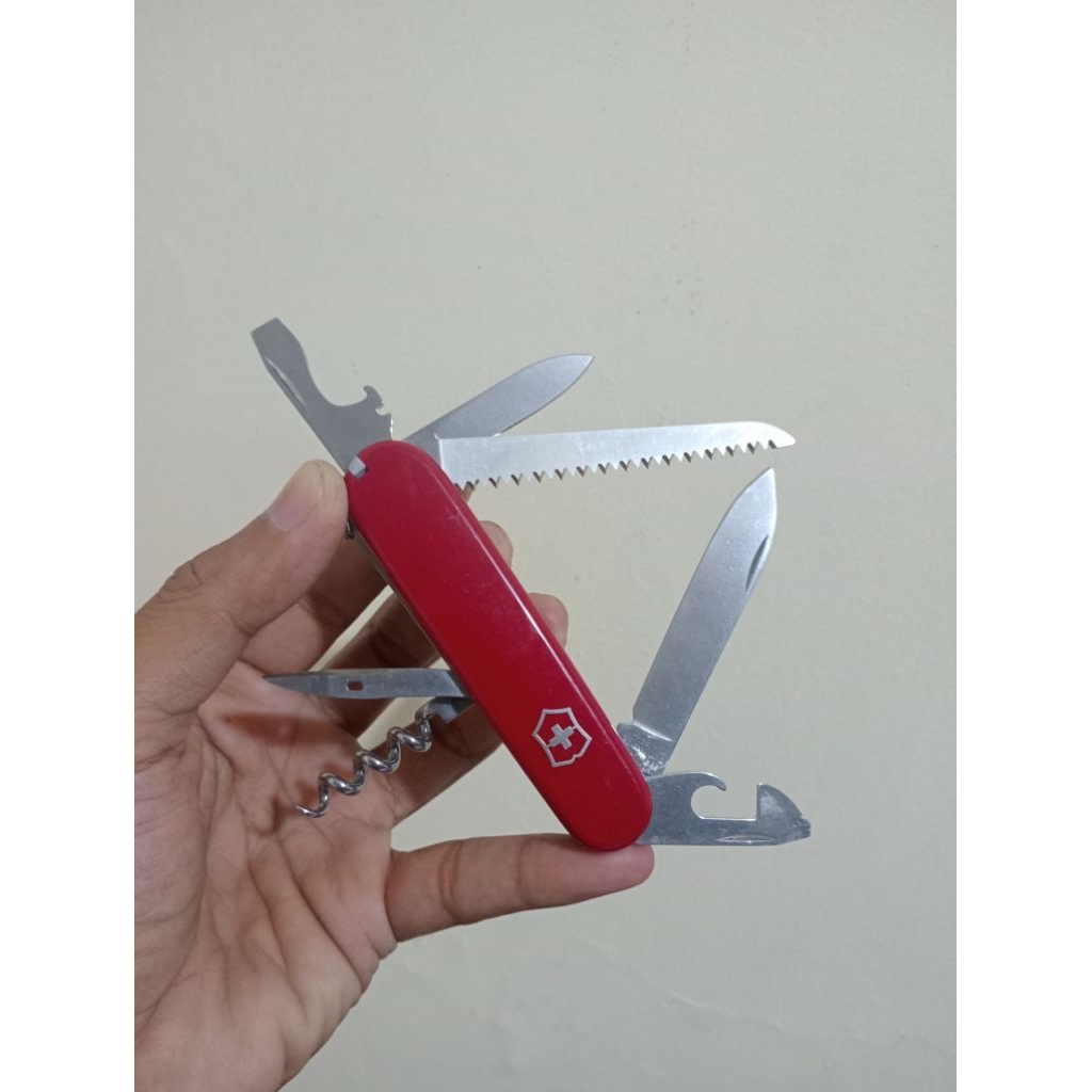 Victorinox Camper