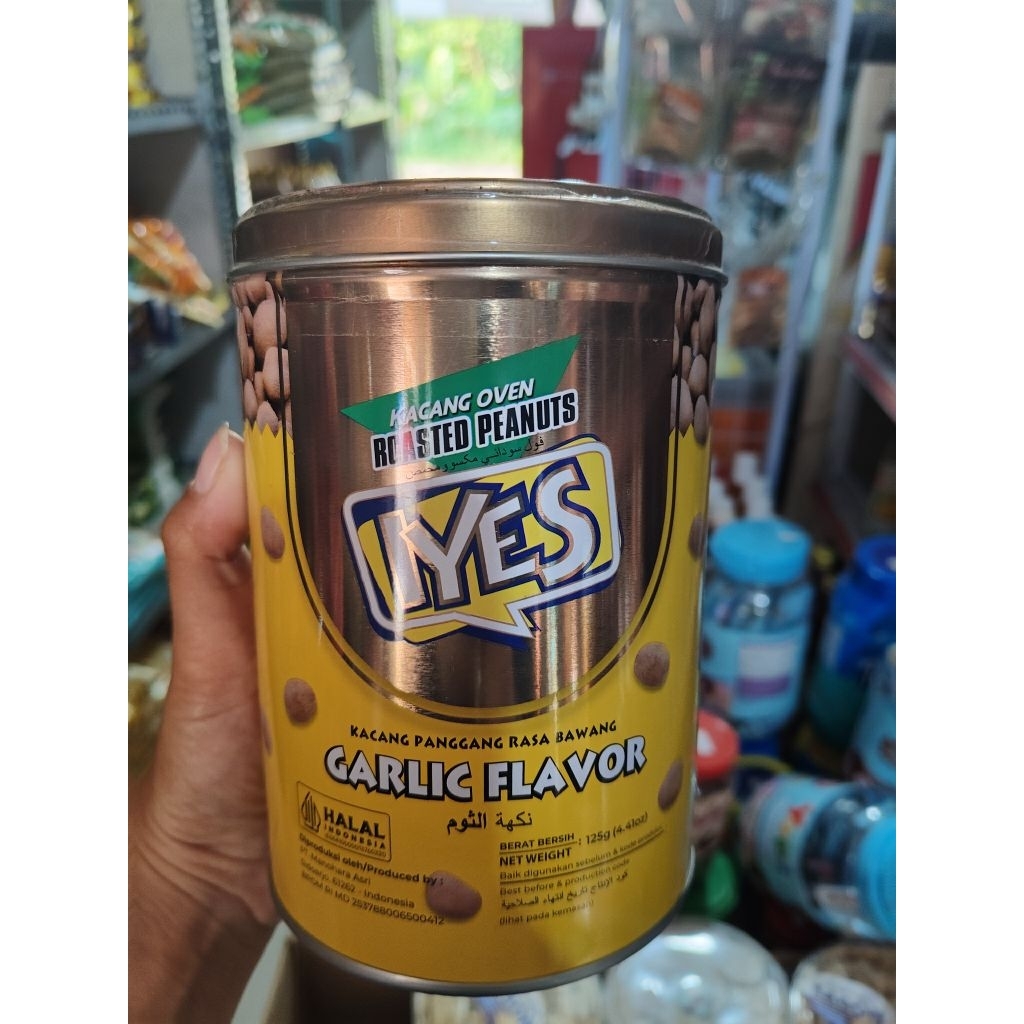 kacang oven iyes kaleng 125 gr