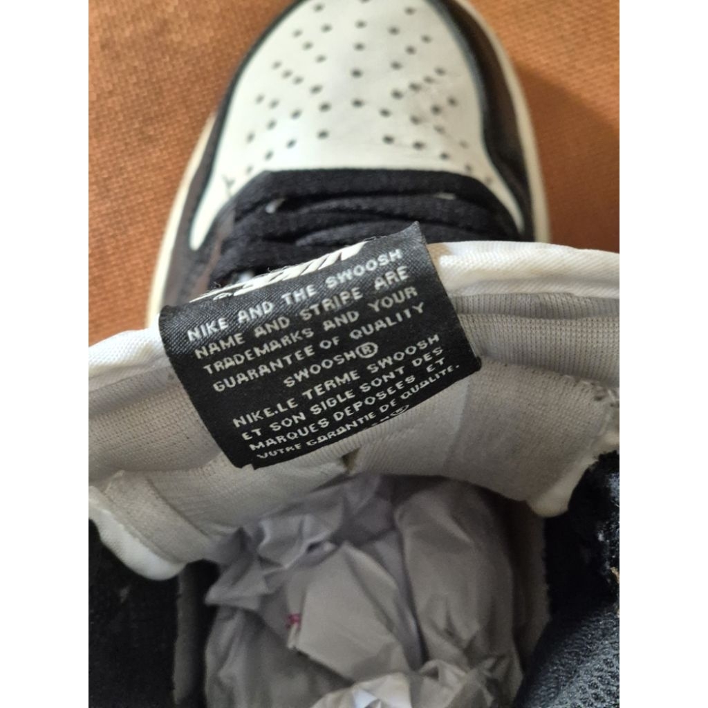 air jordan 1 OG dark mocha second