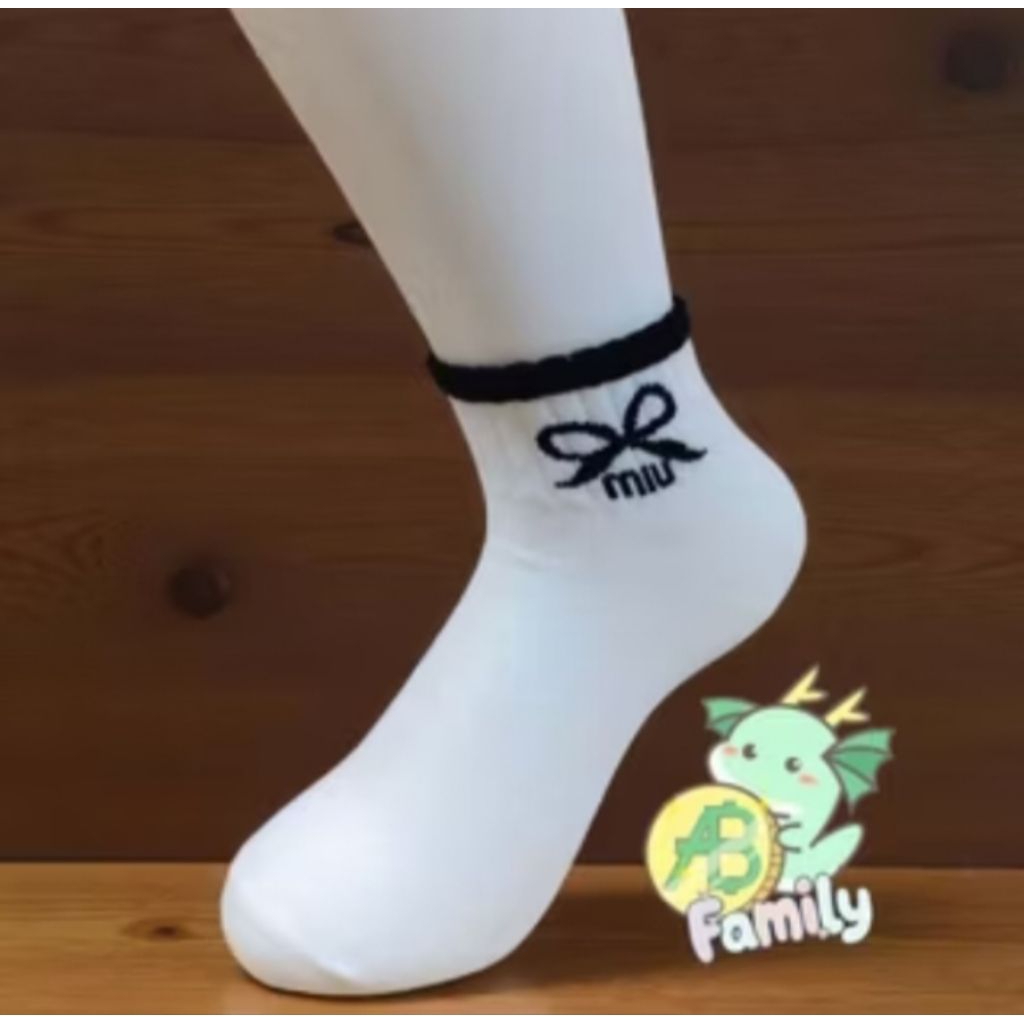 kaos kaki wanita Korea Style. Kaos kaki wanita fashion import
