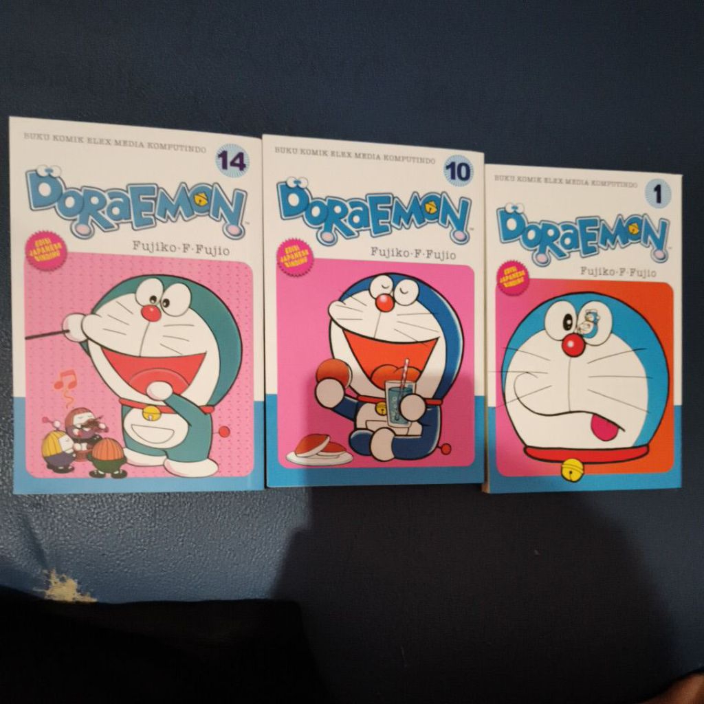 Komik preloved Doraemon Vol. 1, 10, 14