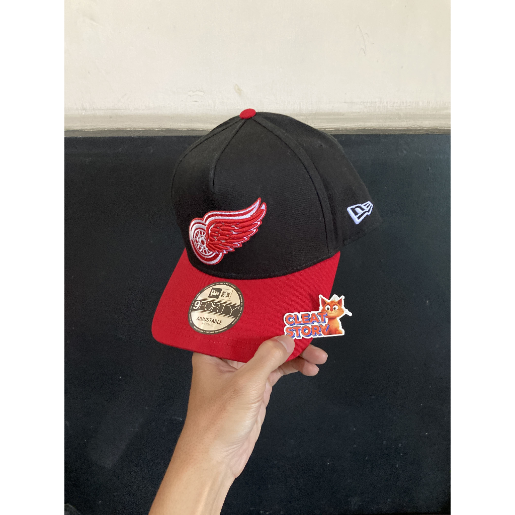 TOPI NEW ERA 940AF STRAPBACK X NHL DETROIT RED WINGS BLACK RED ORIGINAL NO BOX [14700341]