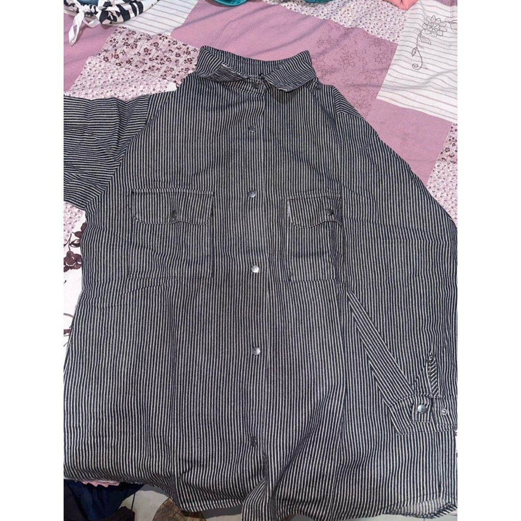 this is april kemeja preloved