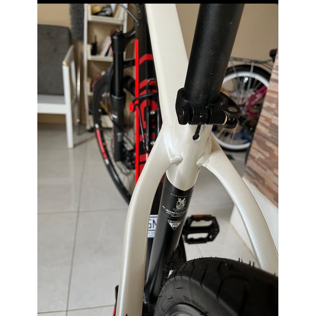 sepeda MTB Thrill Ravage 1.0