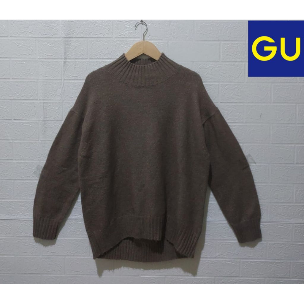 GU Souffle Yarn Mock Neck Long Sweater