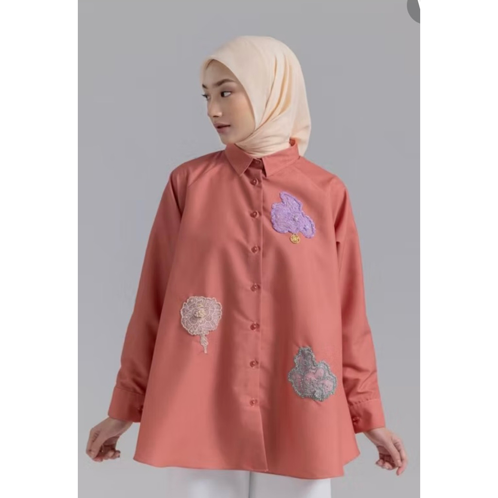 Salacia Top Ria Miranda Signature Preloved