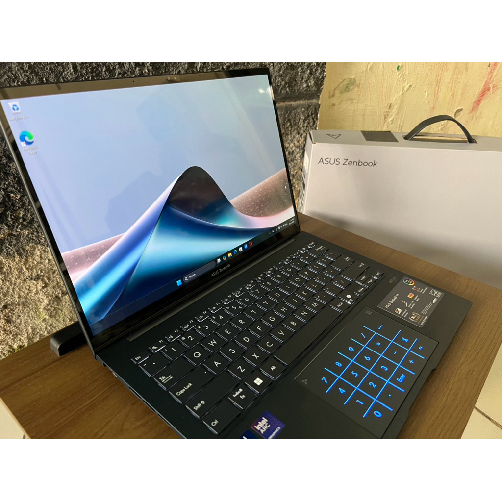 Laptop Asus Zenbook 14 OLED UX3405CA Ultra 9