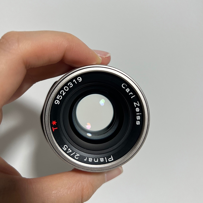 Contax Carl Zeiss Planar T* 45mm f2 Lens For Contax G Mount