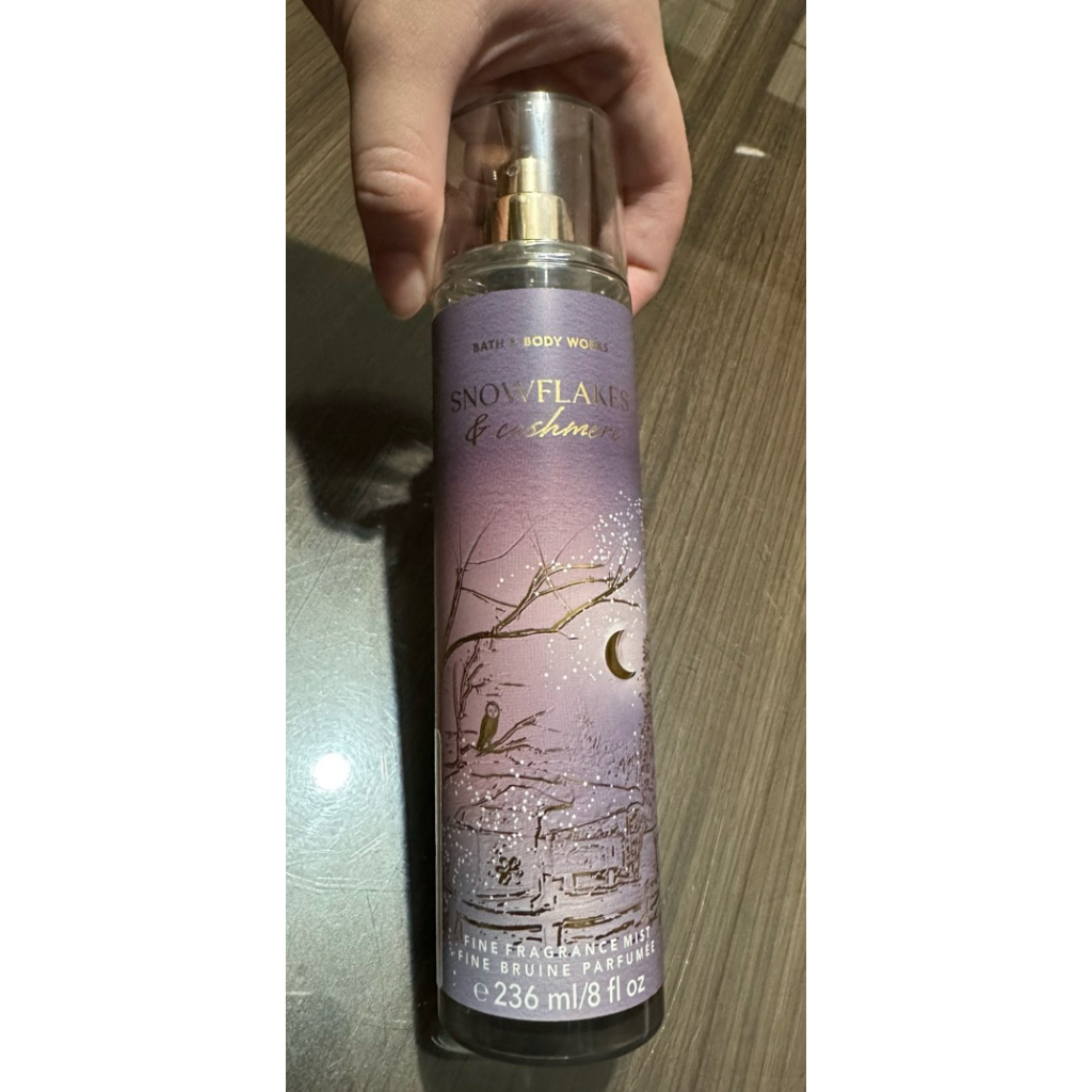 PRELOVED Snowflakes and Cashmere Bath and Body Works