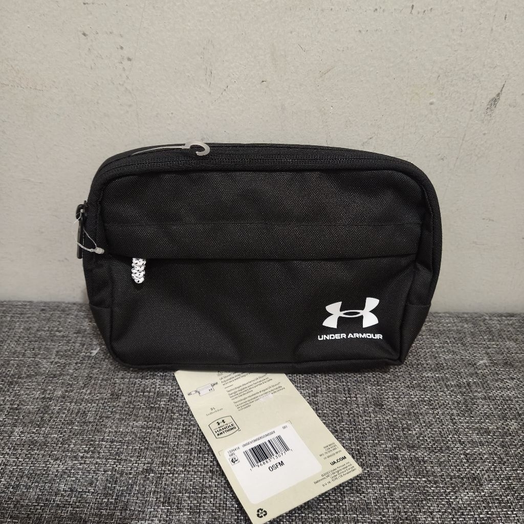 UA Essentials Waist bag Black / Tas 100% Original