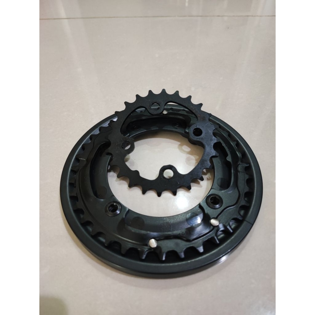 Chainring sepeda TRUVATIV double bcd 104 ,36-24T kondisi baru copotan lengkap bushguard nya