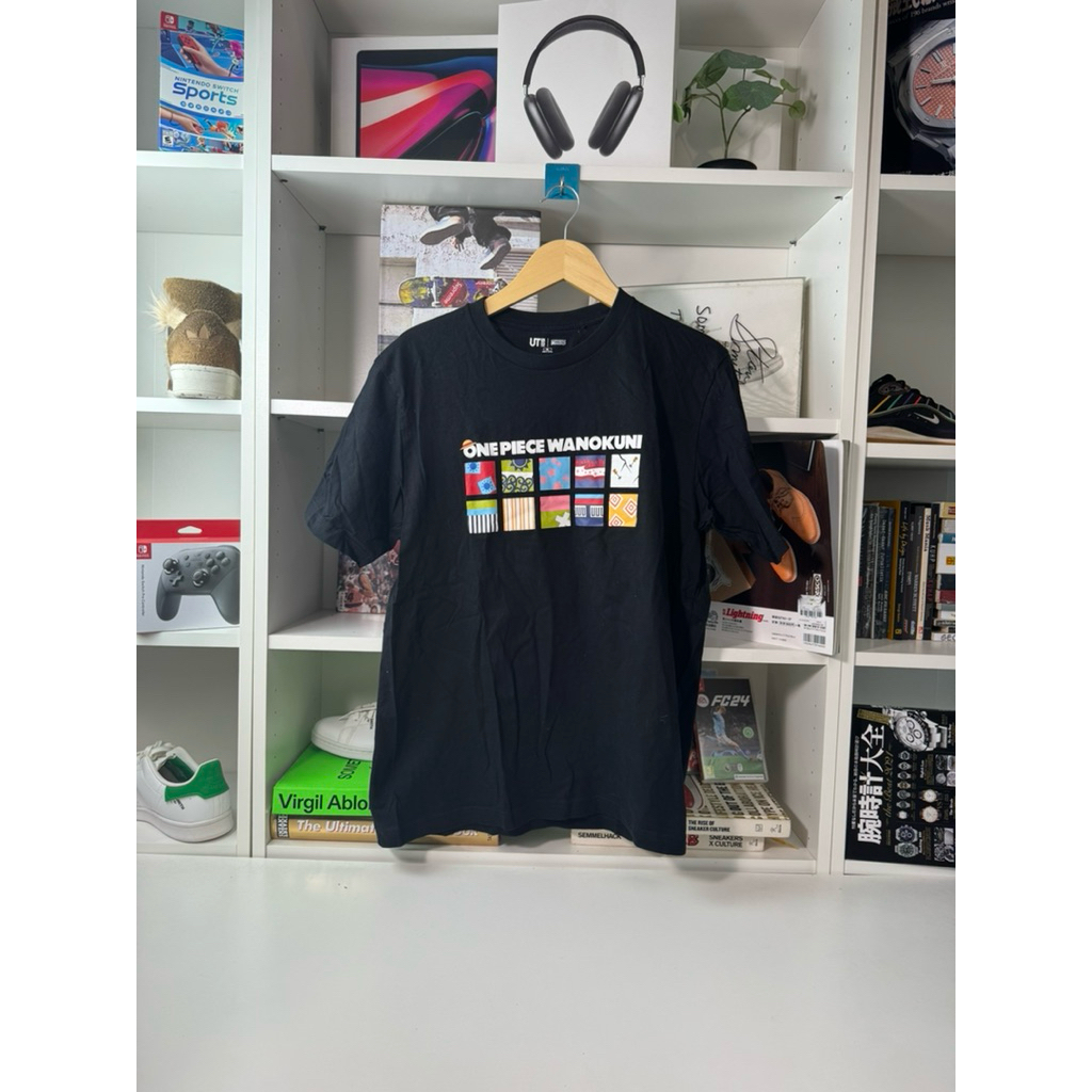 Kaos uniqlo ut x one piece wanouni graphic tee