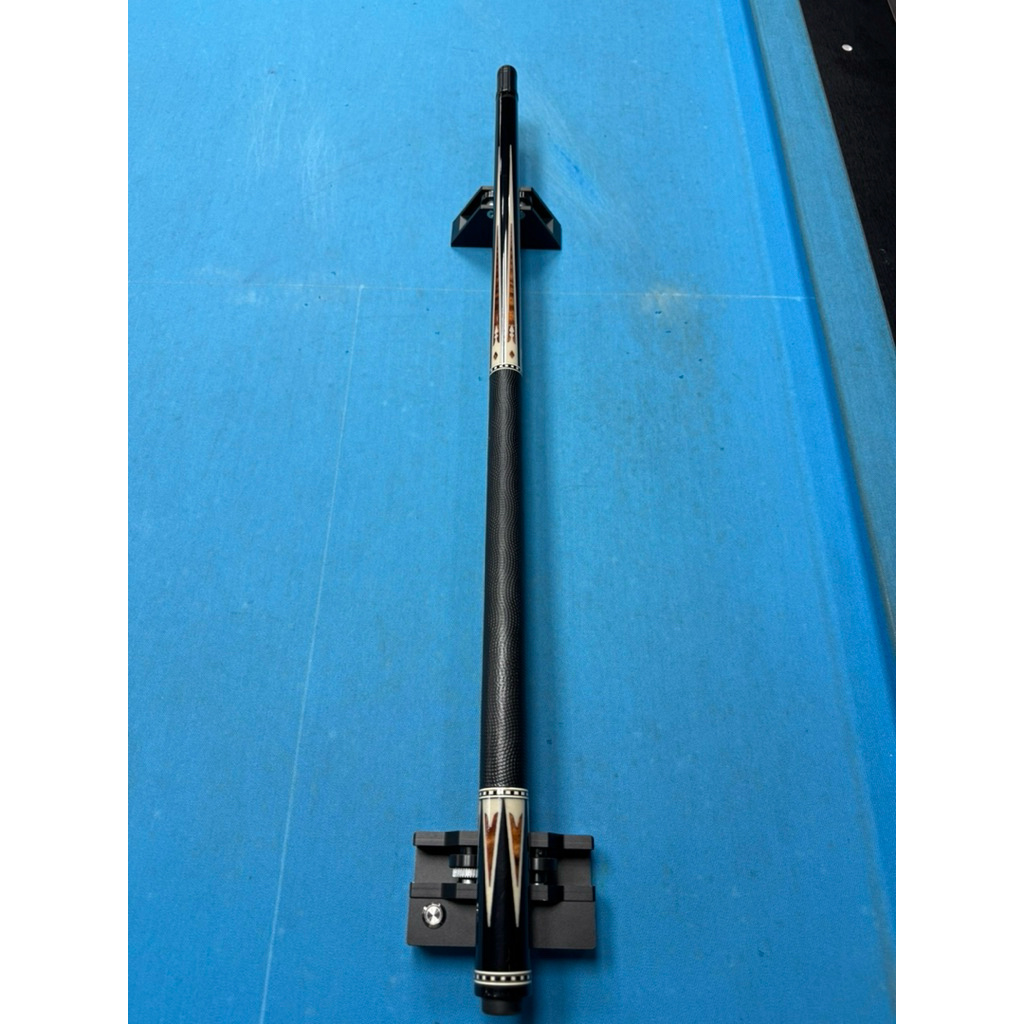 Butt Custom By Usik Custom Cue  Base Ebony  Full Inlay