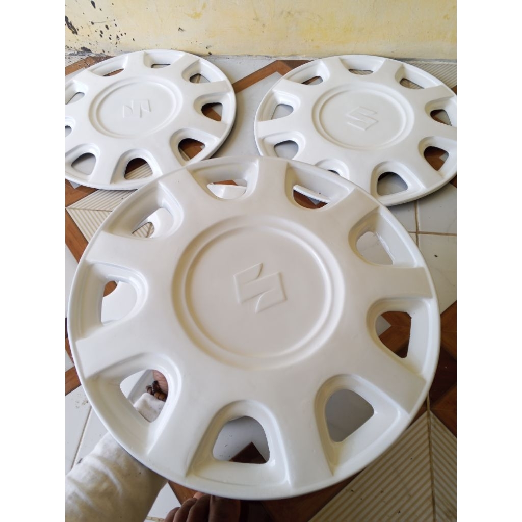 wildop ring 13 logo suzuki 4pcs
