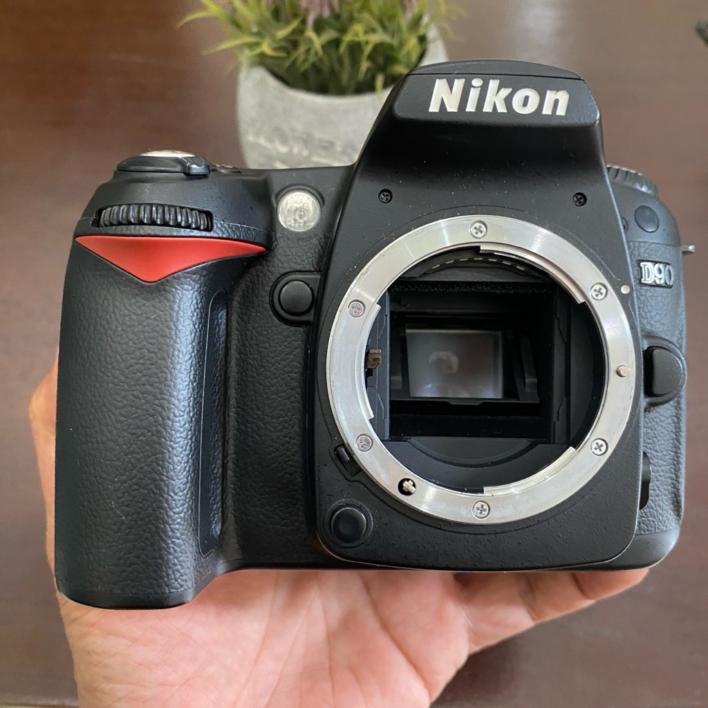 KAMERA NIKON D90 MULUS
