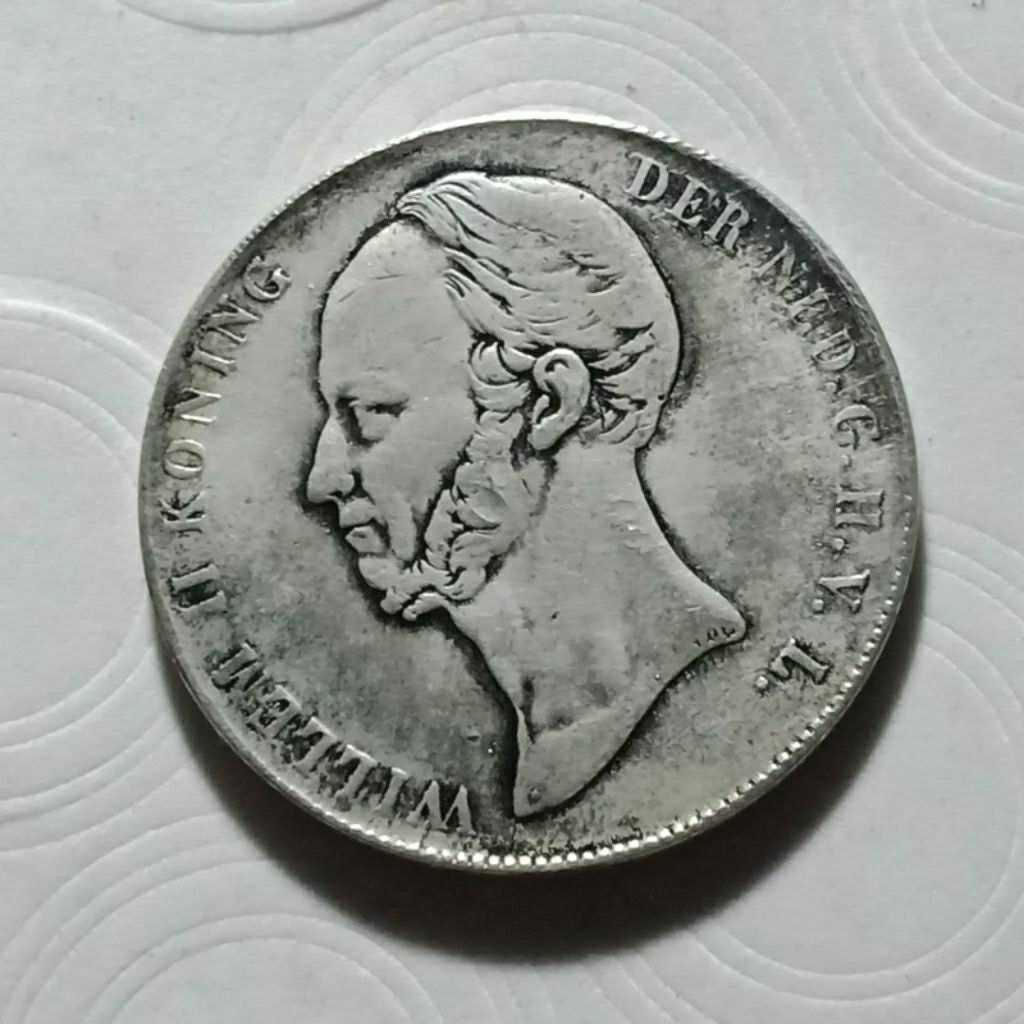 LANGKA 1842 KING WILLEM 2 ERA BELANDA 2,5 GULDEN 38CM KOLEKSI  KUNO BANYAK DICARI KOLEKTOR Stok Tera