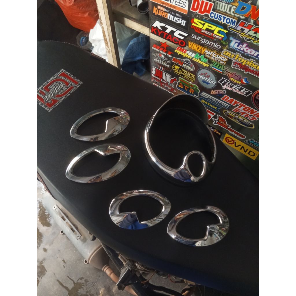 Ganish sein + Garnish reflektor fino karbu Thailand