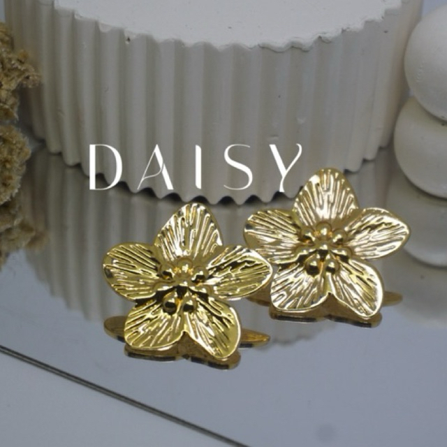 DAISY | anting wanita motif bunga bahan stainless steel