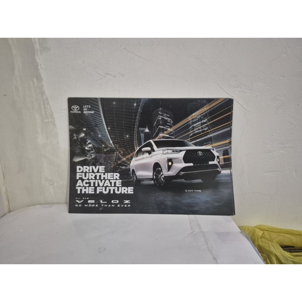 brosur katalog mobil toyota veloz 2022 leaflet