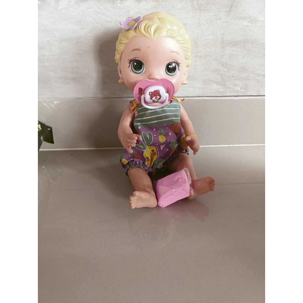 baby alive Lily bisa makan,minum