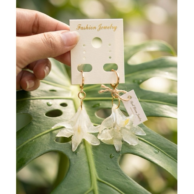 Anting Anggrek Putih asli Lapis Emas 18K | Wild Orchid Earrings | Anting Anggrek Hutan Asli | anting