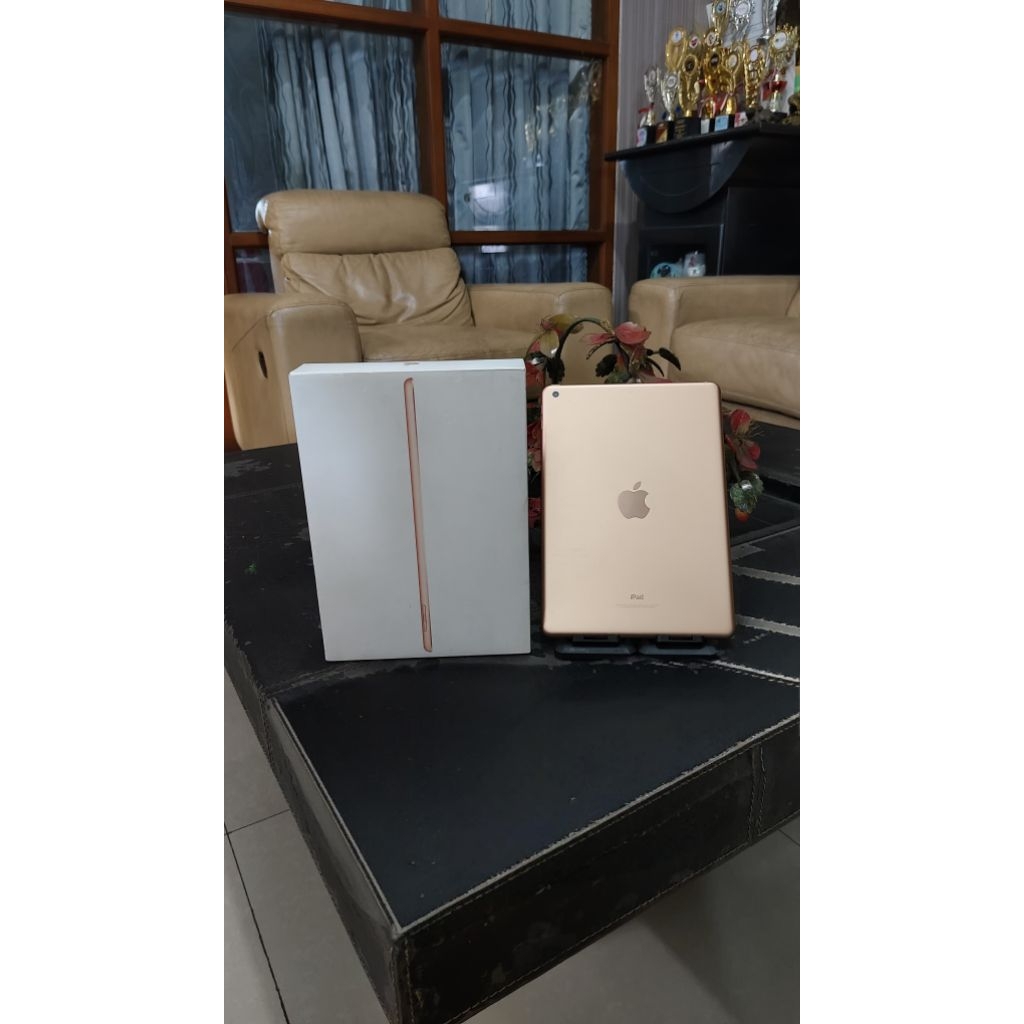 apple ipad 6th gen 128GB wifi only, mulus, fullset, 3utools ijo semua
