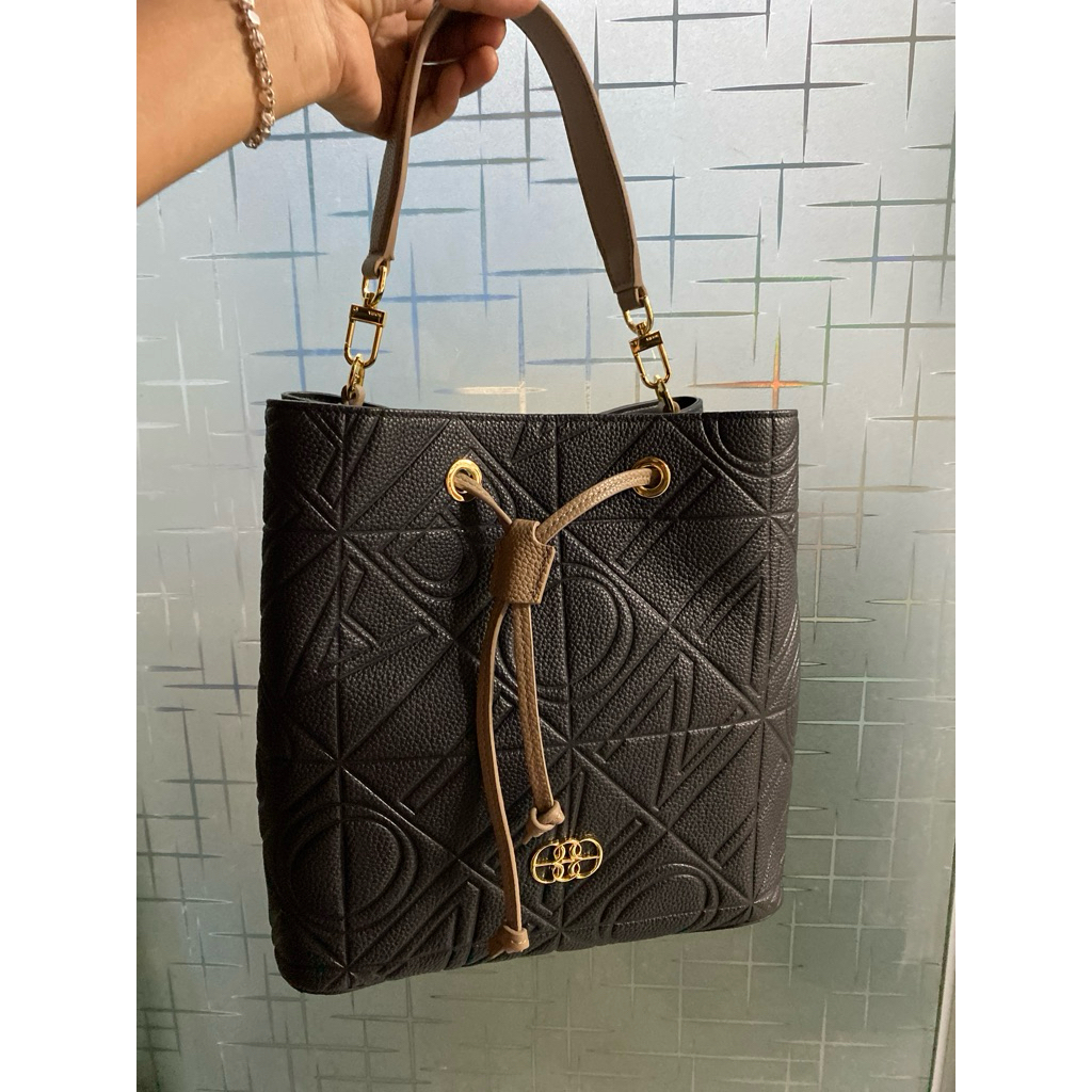 TAS BONIA ORIGINAL SERUT HITAM KULIT SIZE M