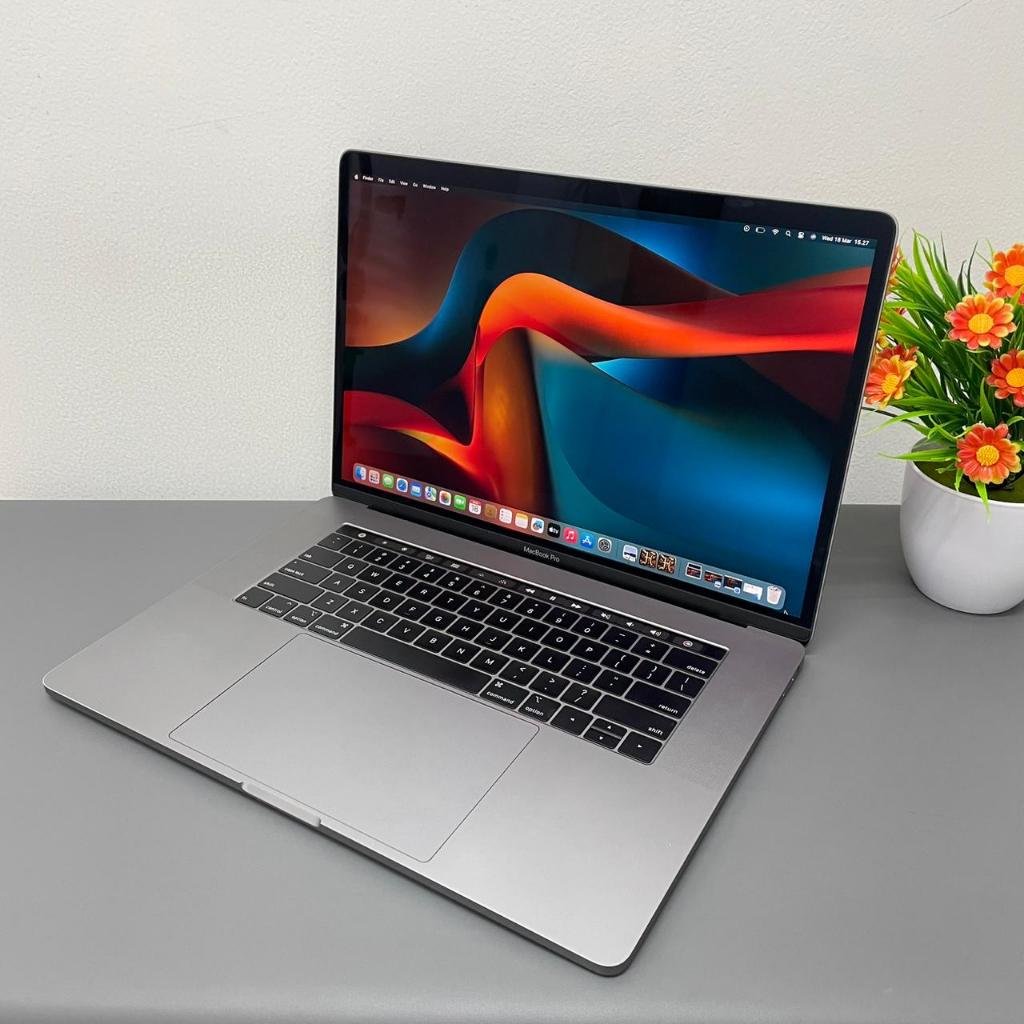 {BEST SELLER} MACBOOK PRO RETINA 15 IN 2019 (TOUCHBAR) RAM 16/512 core i7/i9 DUAL VGA SECOND BERGARA