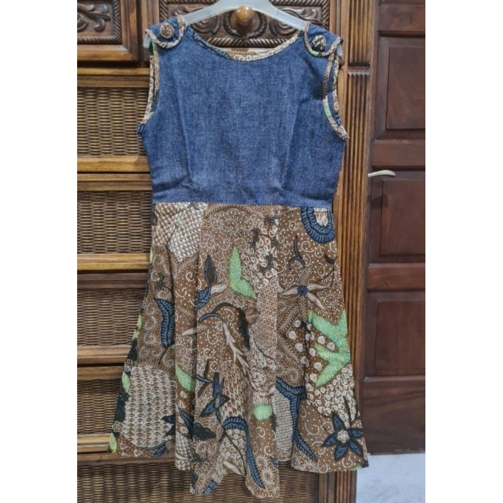 dress by Batik cenil