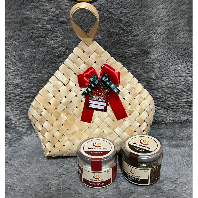 Hampers Besek Serenakue isi 2 Jar