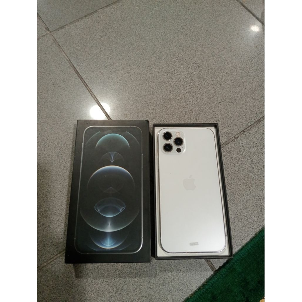 Iphone (12) pro 256gb ibox