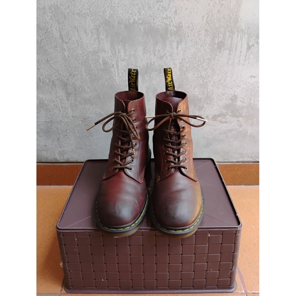 Docmart 1460 CH Red Cherry