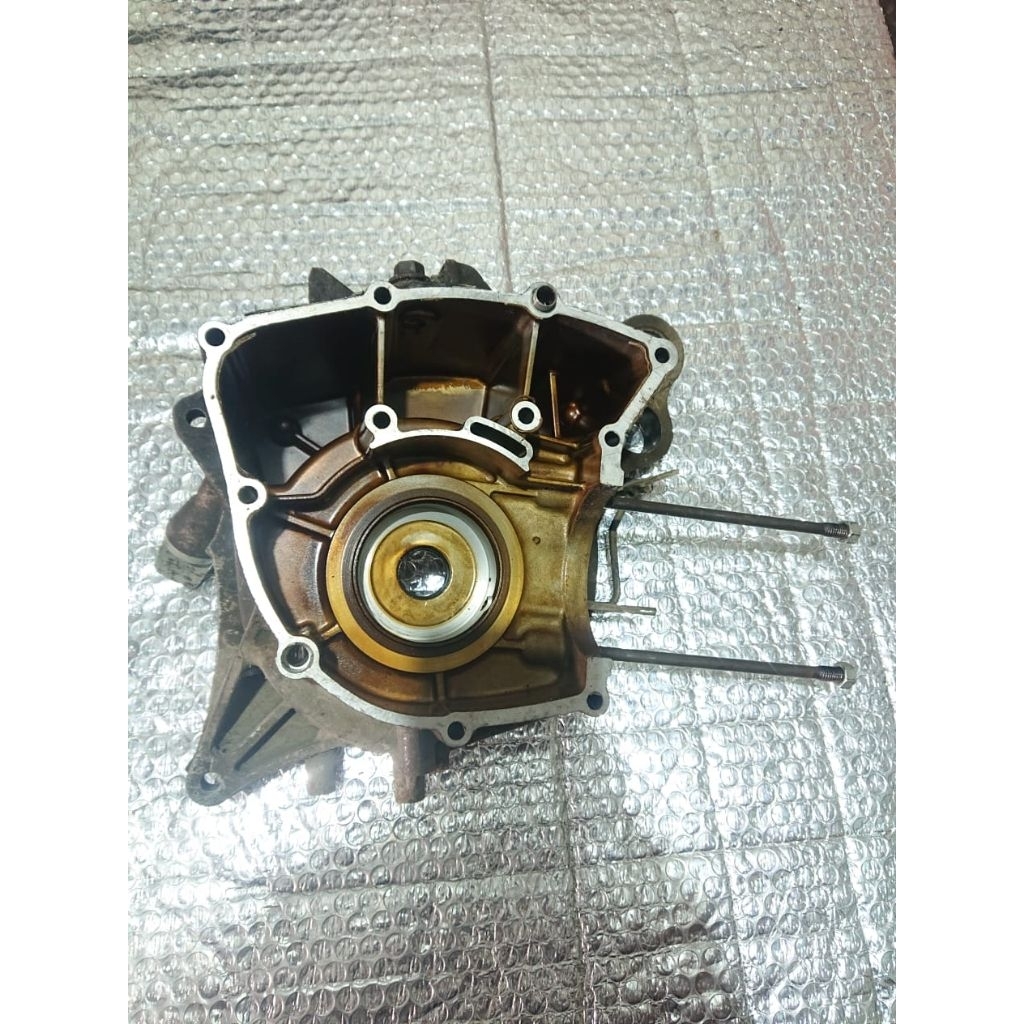 Crankcase Kanan Yamaha Lexi 125 Aerox Old B6500 Original Copotan Mesin Kanan Aerox 155 oldMesin Cran