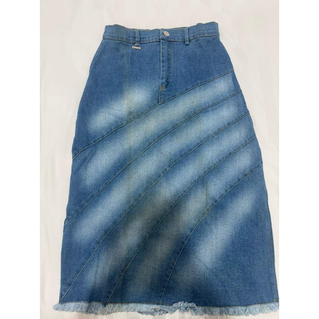 rok jeans bawah lutut