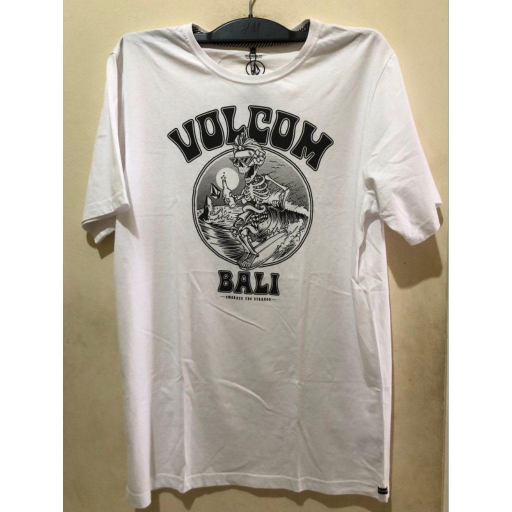 TSHIRT VOLCOM ORIGINAL EDISI BALI DICON SIZE M