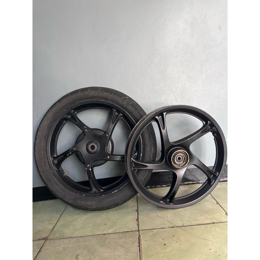 Velg R14 Mio Sporty ENKEI