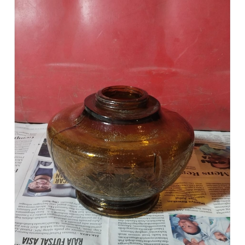 ublik / tempat lampu minyak ukuran sedang