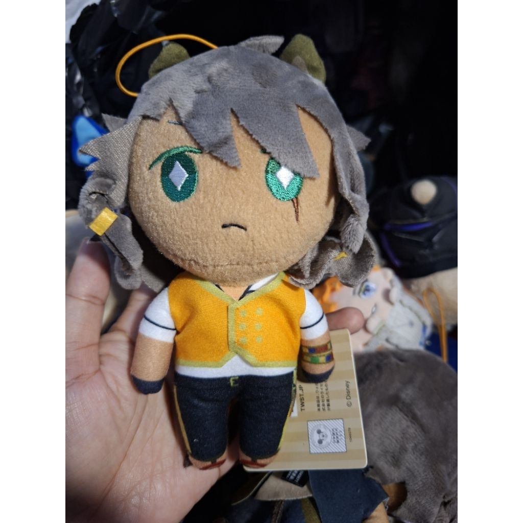 twisted Wonderland keychain tomonui furyu Azul Leona Jamil Floyd jade maleus lilia idia Riddle Ace s