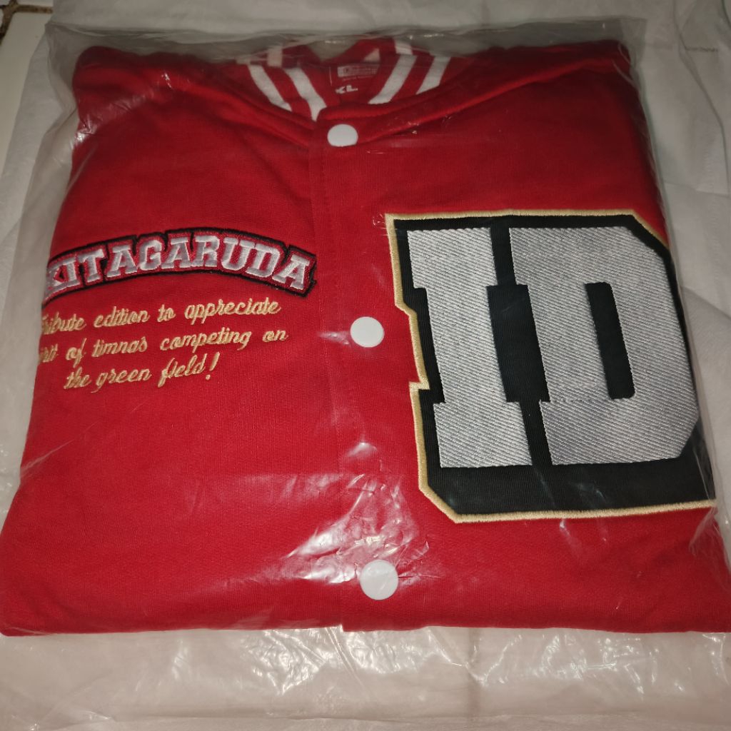 jaket varsity timnas indonesia