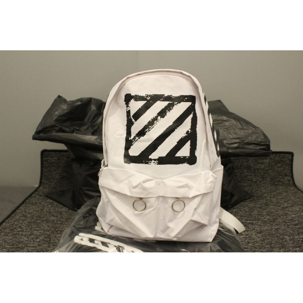 Tas Ransel Off-white Backpack White