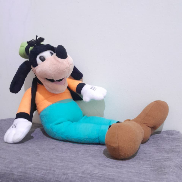 Boneka Goofy Disney Mickey and Friends