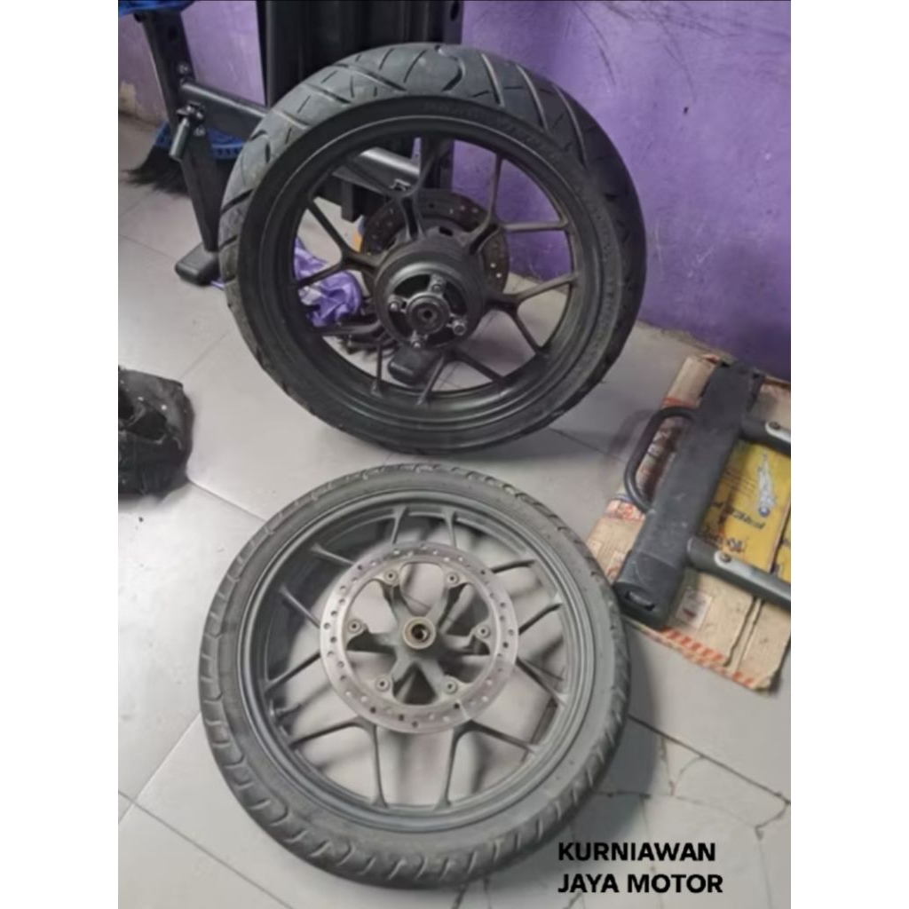 Pelg Set ban depan belakang Honda Supra GTR original