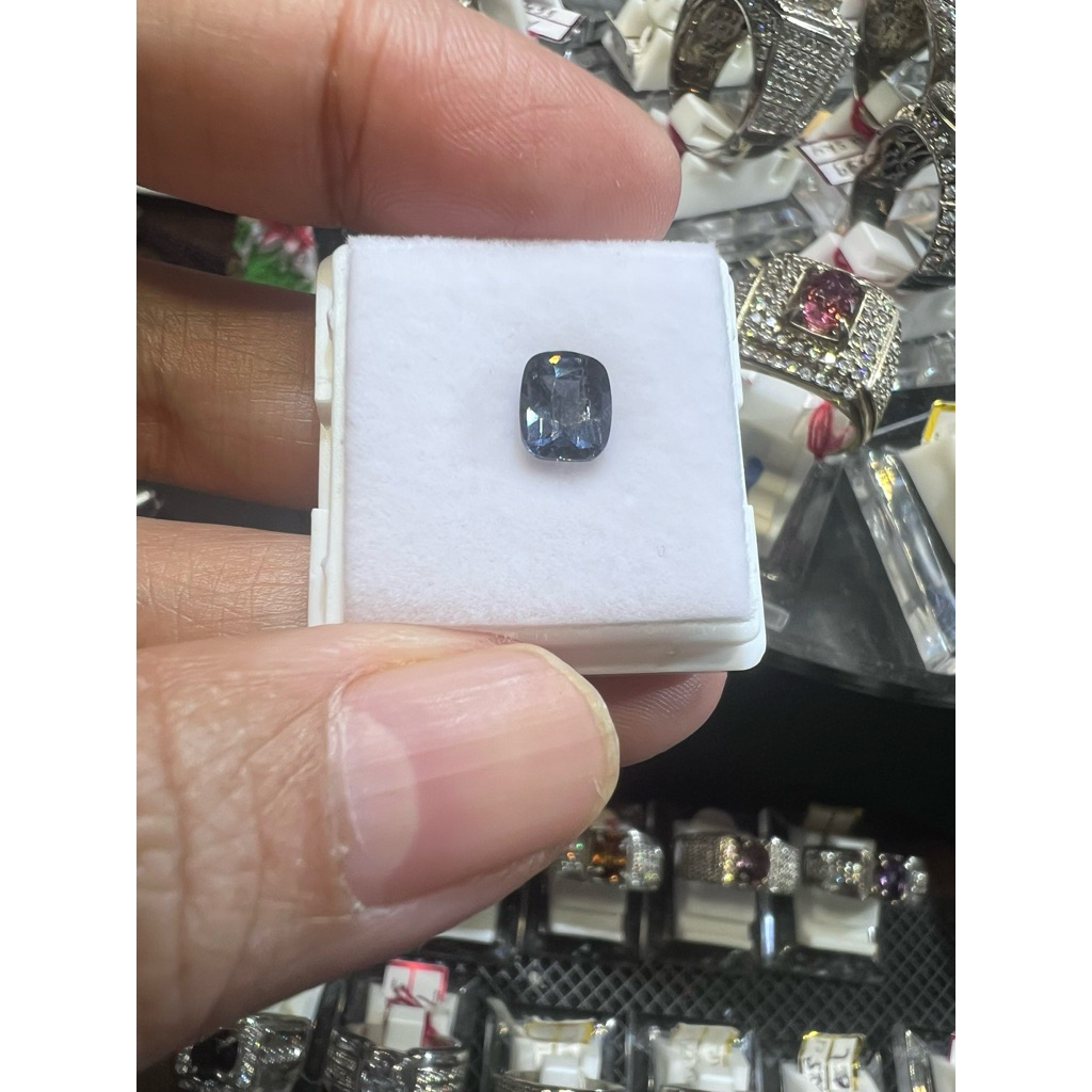 natural batu permata blue spinel