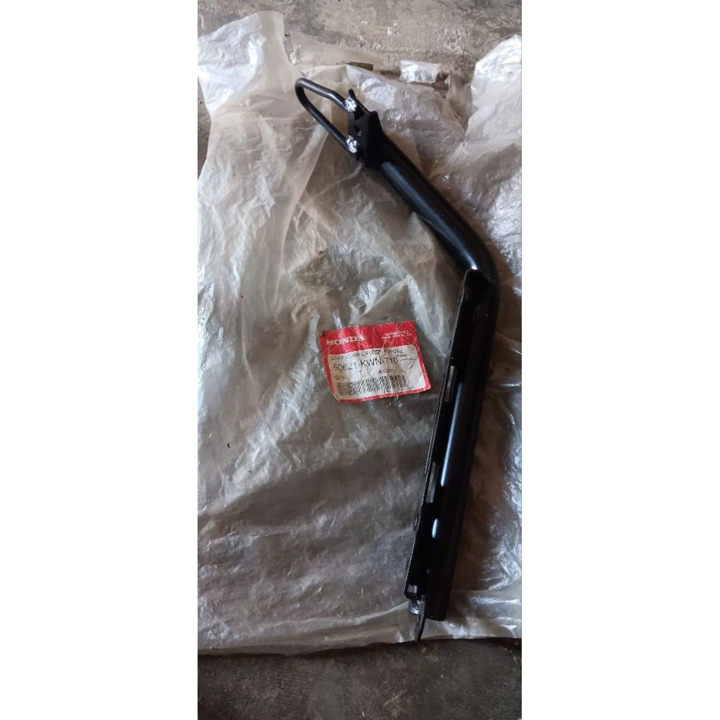 Besi step pcx cbu 2013 50621-KWN-710